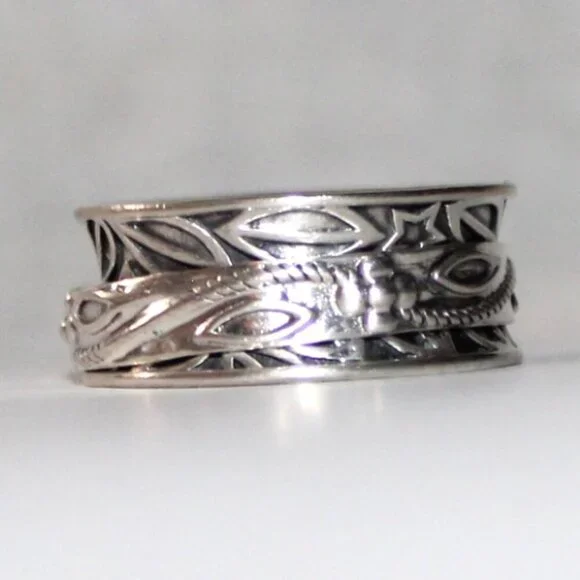 Sterling Silver Djoy Fidget Leaf & Star Ring - Picture 3 of 6